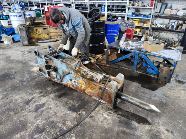 Сколько прослужит гидромолот после качественного ремонта